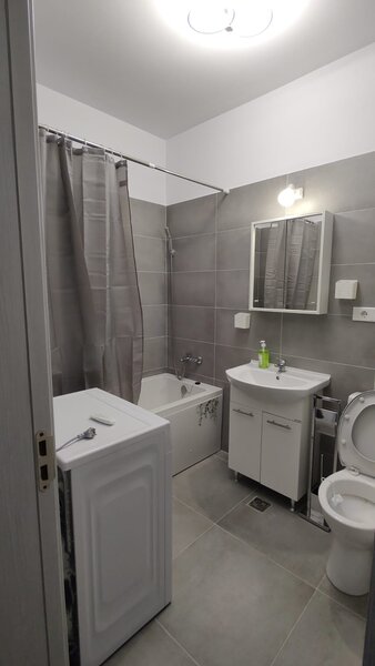 Drumul Dealu Babii, inchiriez 2 camere + parcare